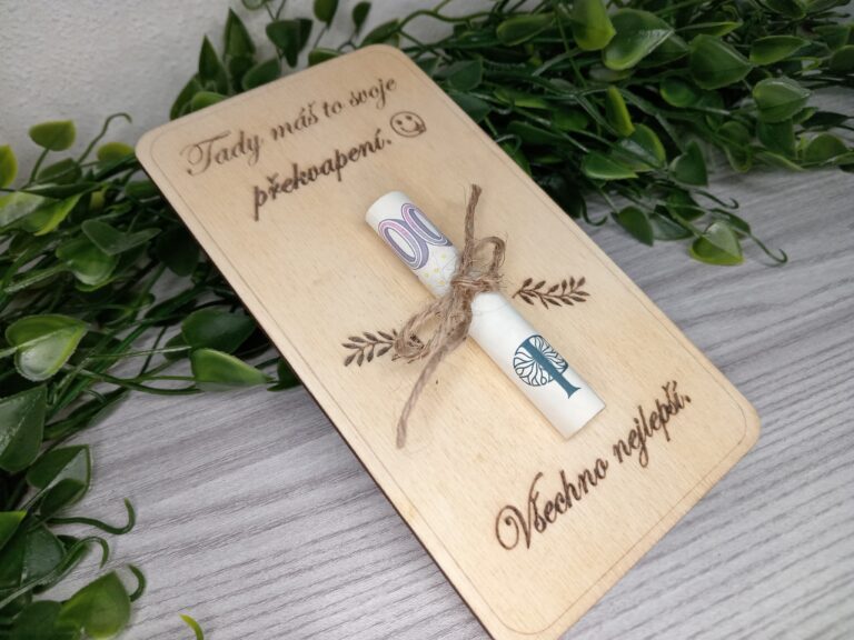 20020 Dřevěné narozeninové překvapení – obálka na peníze