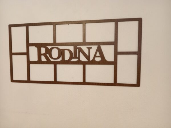 Fotorámeček rodina - ořech