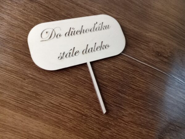 Dřevěný zápich do dortu