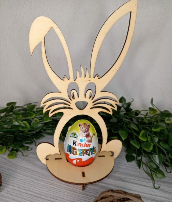 Dřevěný stojánek na vajíčko Kinder