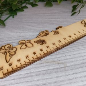 Dřevěné pravítko pro děti - Motýl 20cm