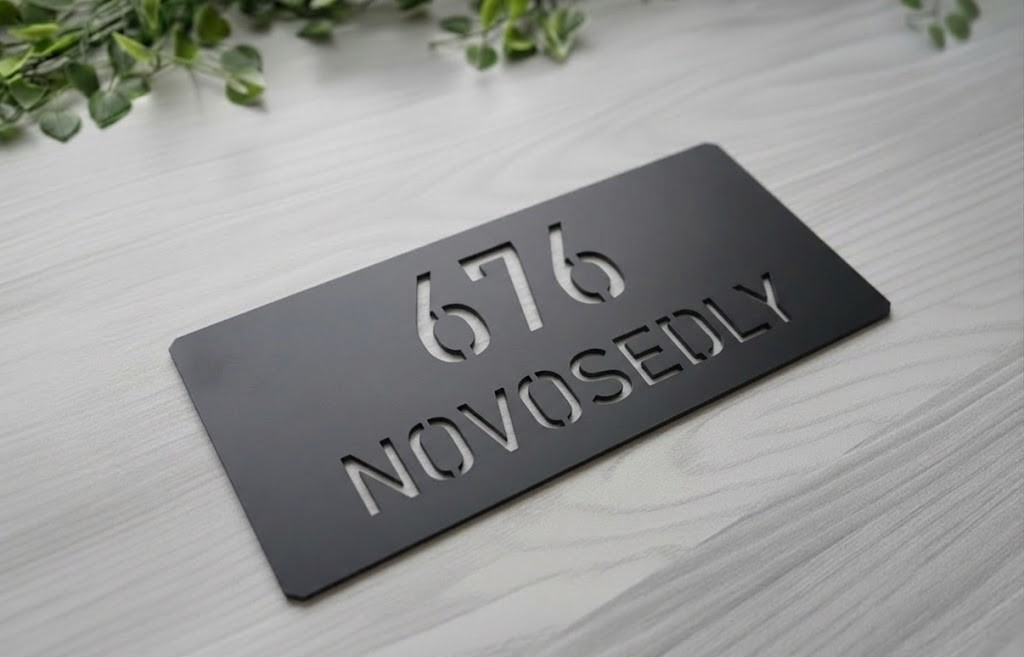 Domovní číslo na zeď