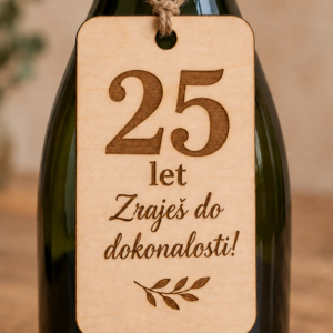 Dřevěná narozeninová visačka na láhev